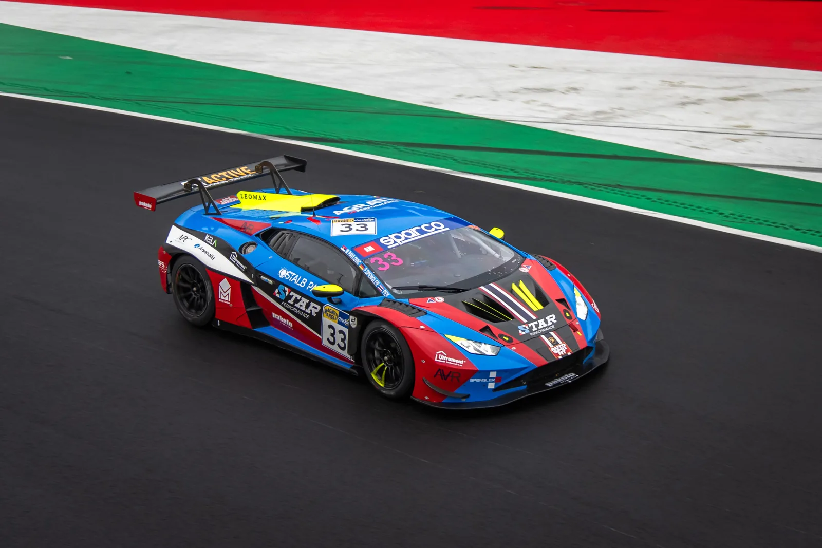Lamborghini racing livery, view 9